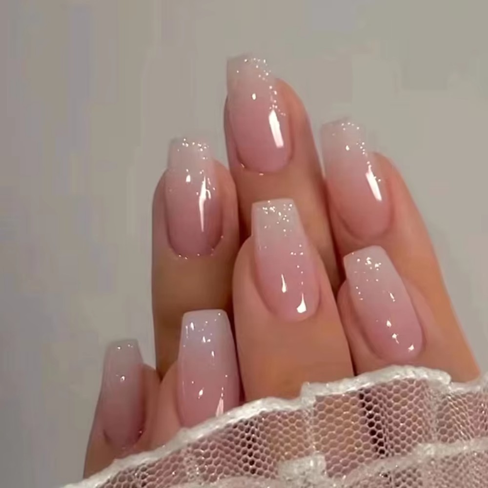 Press On Nail Set - 24 faux ongles dégradés, style ballerine